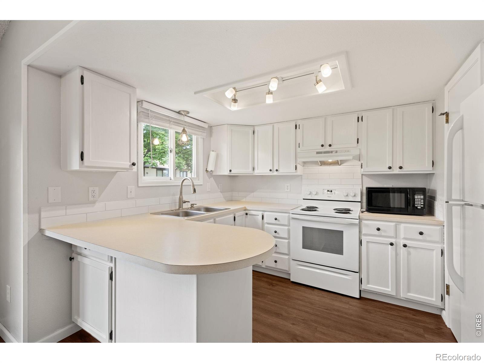MLS Image #4 for 2025  cheyenne avenue,loveland, Colorado