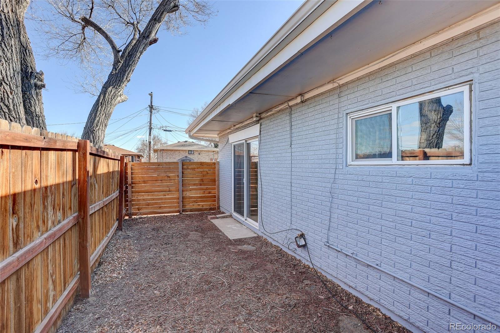MLS Image #16 for 1040 n stuart street,denver, Colorado