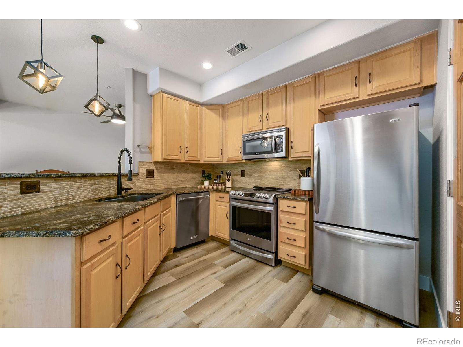 MLS Image #5 for 5220 e boardwalk drive,fort collins, Colorado