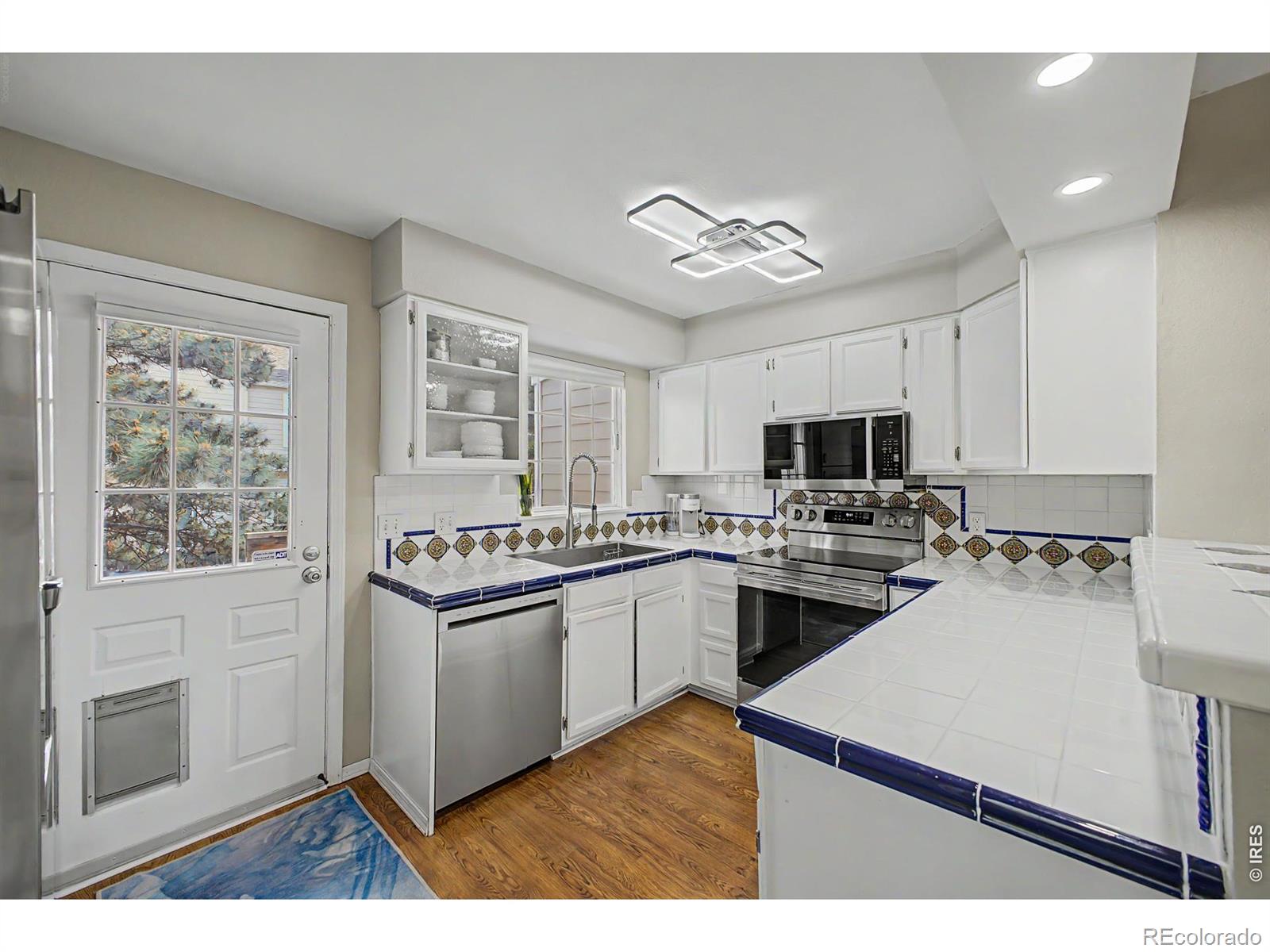 MLS Image #14 for 9525 w coal mine avenue a,littleton, Colorado