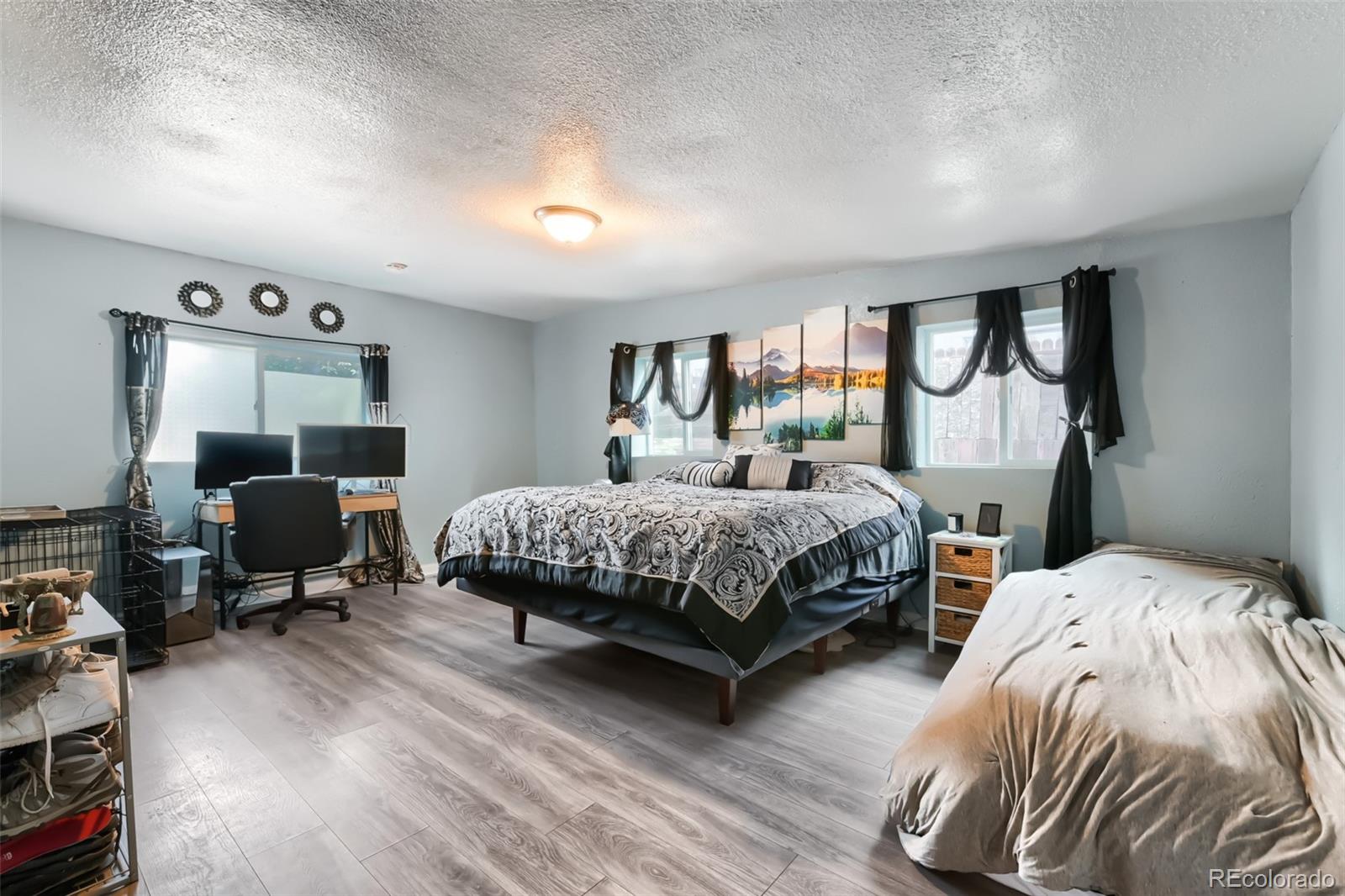 MLS Image #13 for 1058 s raleigh street,denver, Colorado