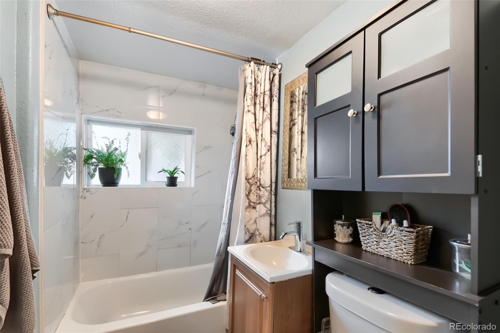 MLS Image #15 for 1058 s raleigh street,denver, Colorado