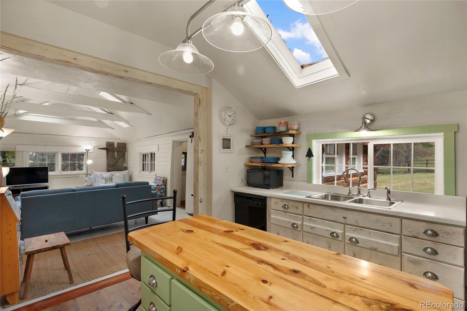 MLS Image #18 for 135  daniwood grove,florissant, Colorado
