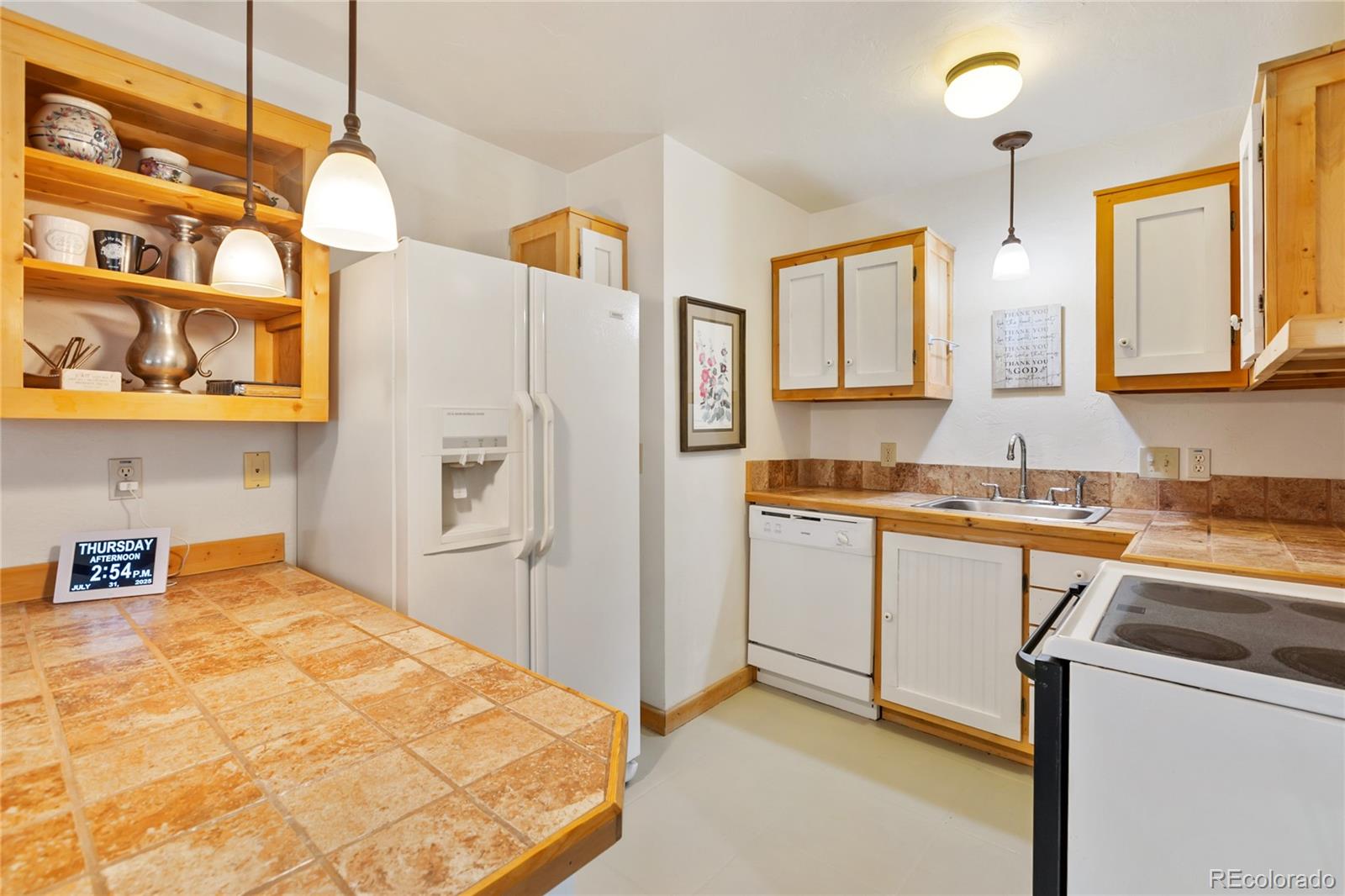 MLS Image #33 for 135  daniwood grove,florissant, Colorado