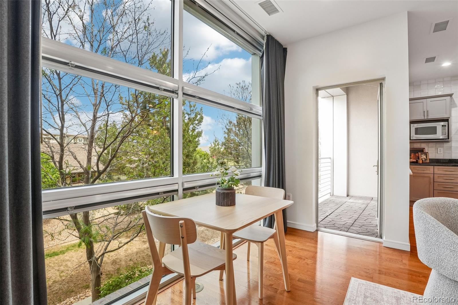 MLS Image #13 for 2958  syracuse street,denver, Colorado