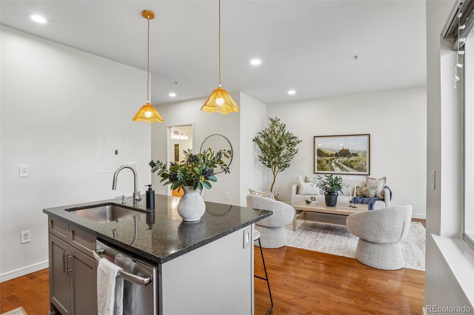 MLS Image #19 for 2958  syracuse street,denver, Colorado