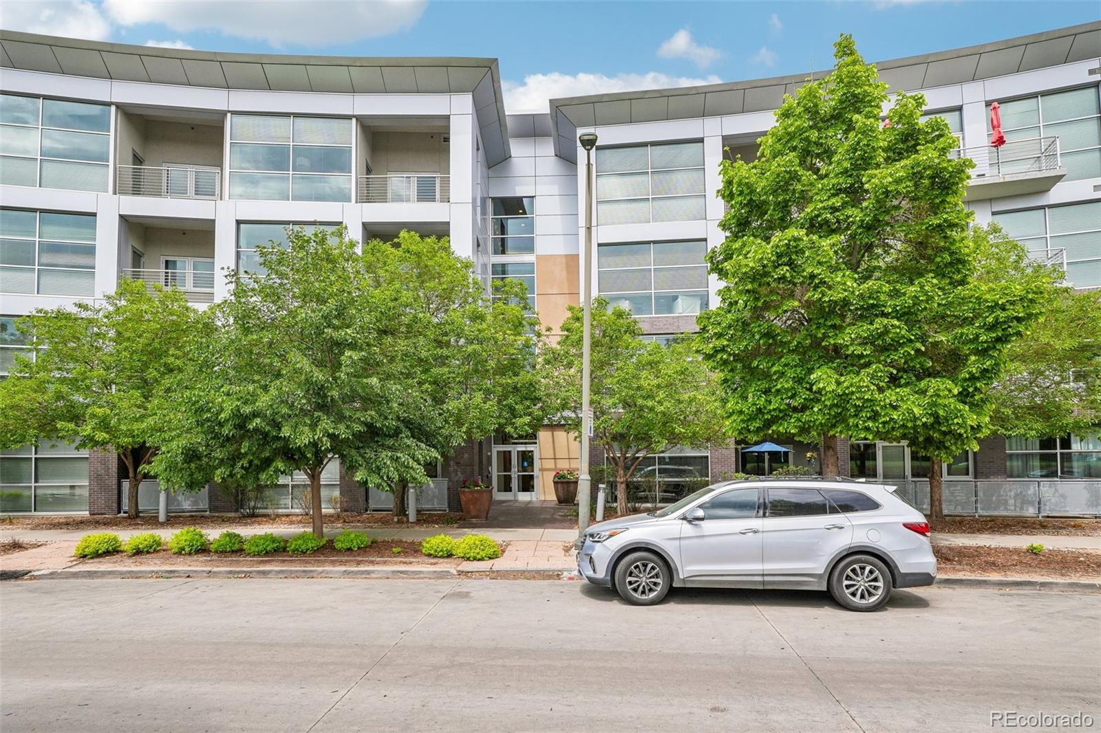 MLS Image #2 for 2958  syracuse street,denver, Colorado