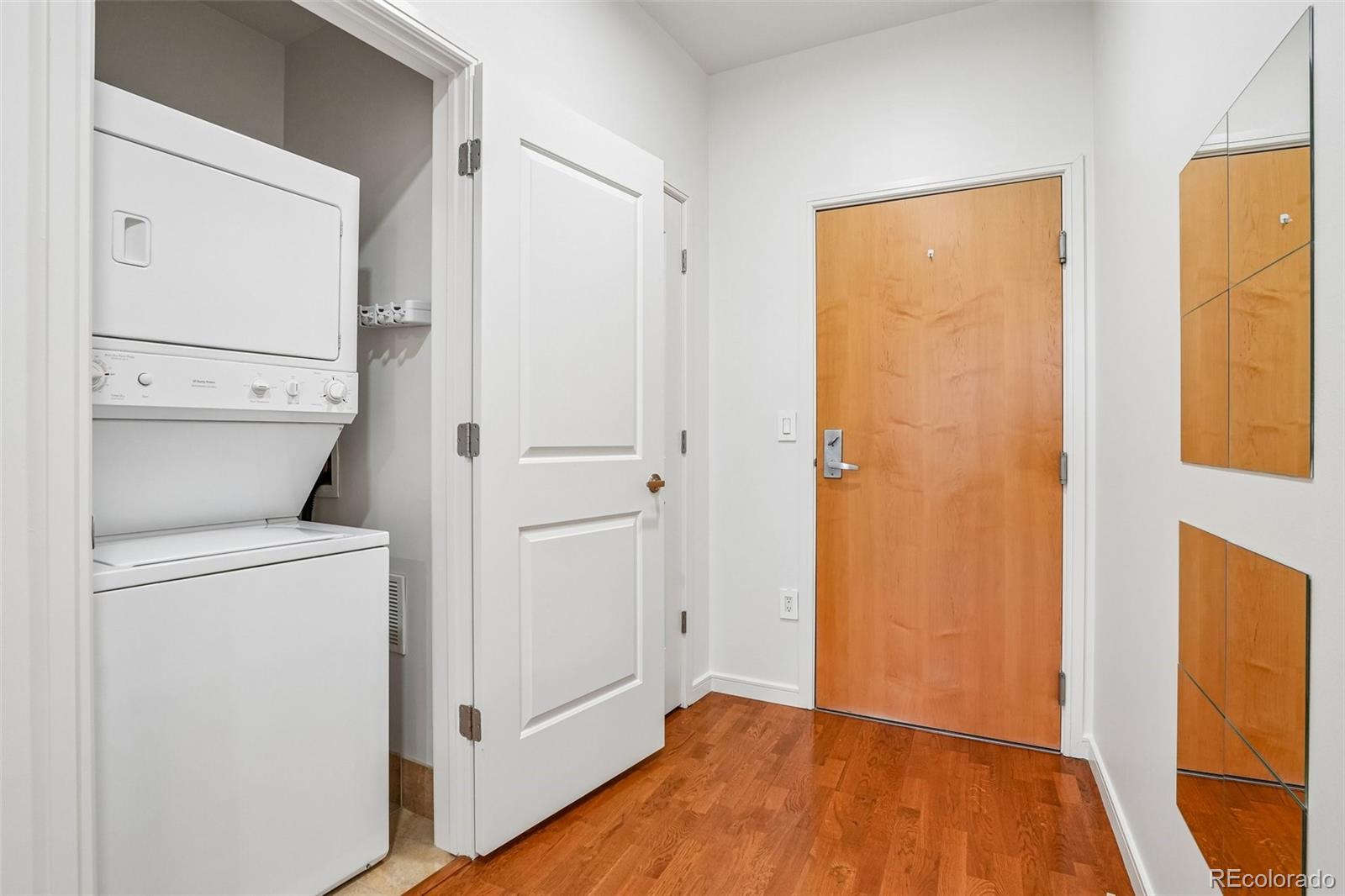 MLS Image #27 for 2958  syracuse street,denver, Colorado