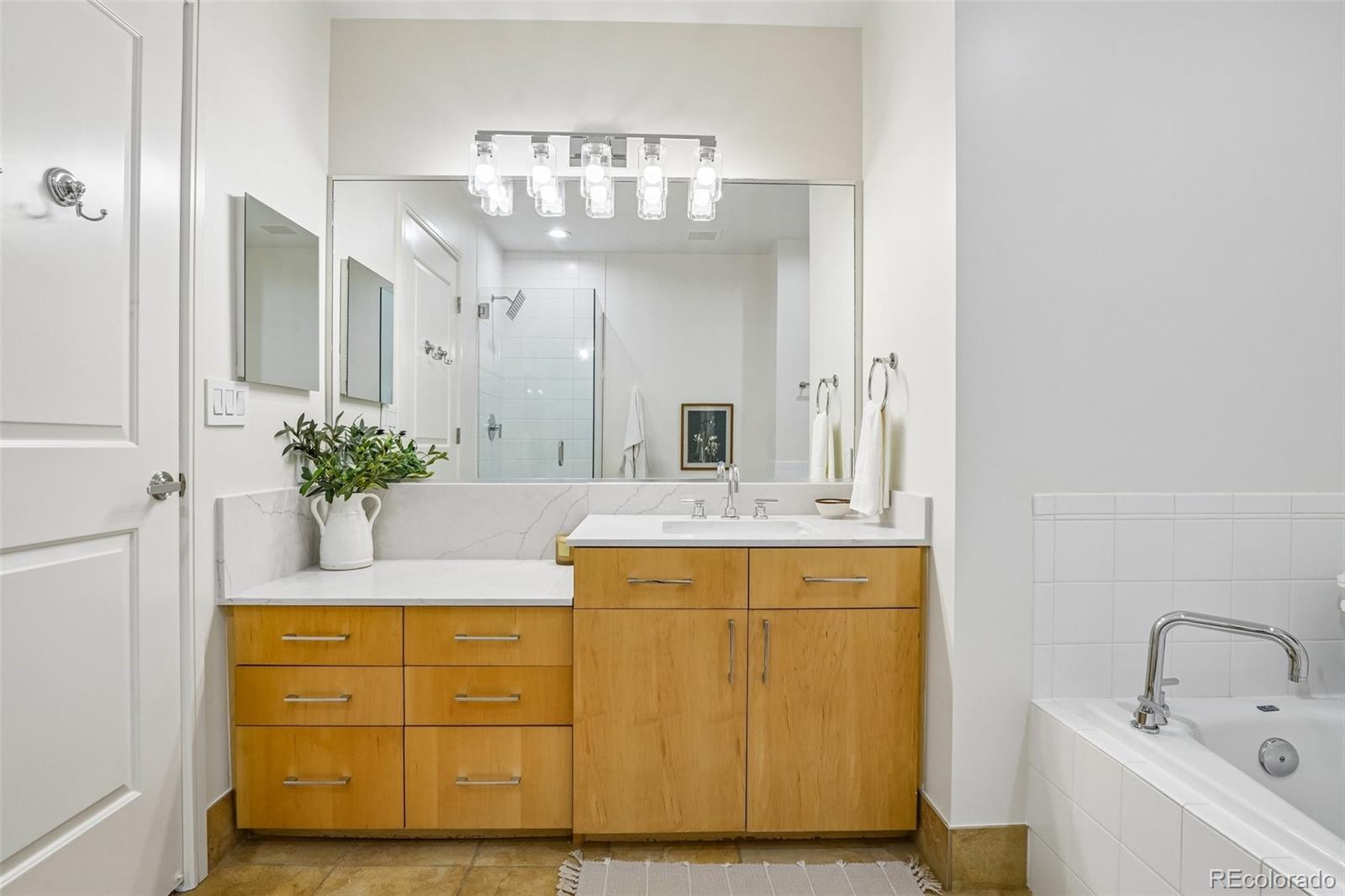 MLS Image #29 for 2958  syracuse street,denver, Colorado
