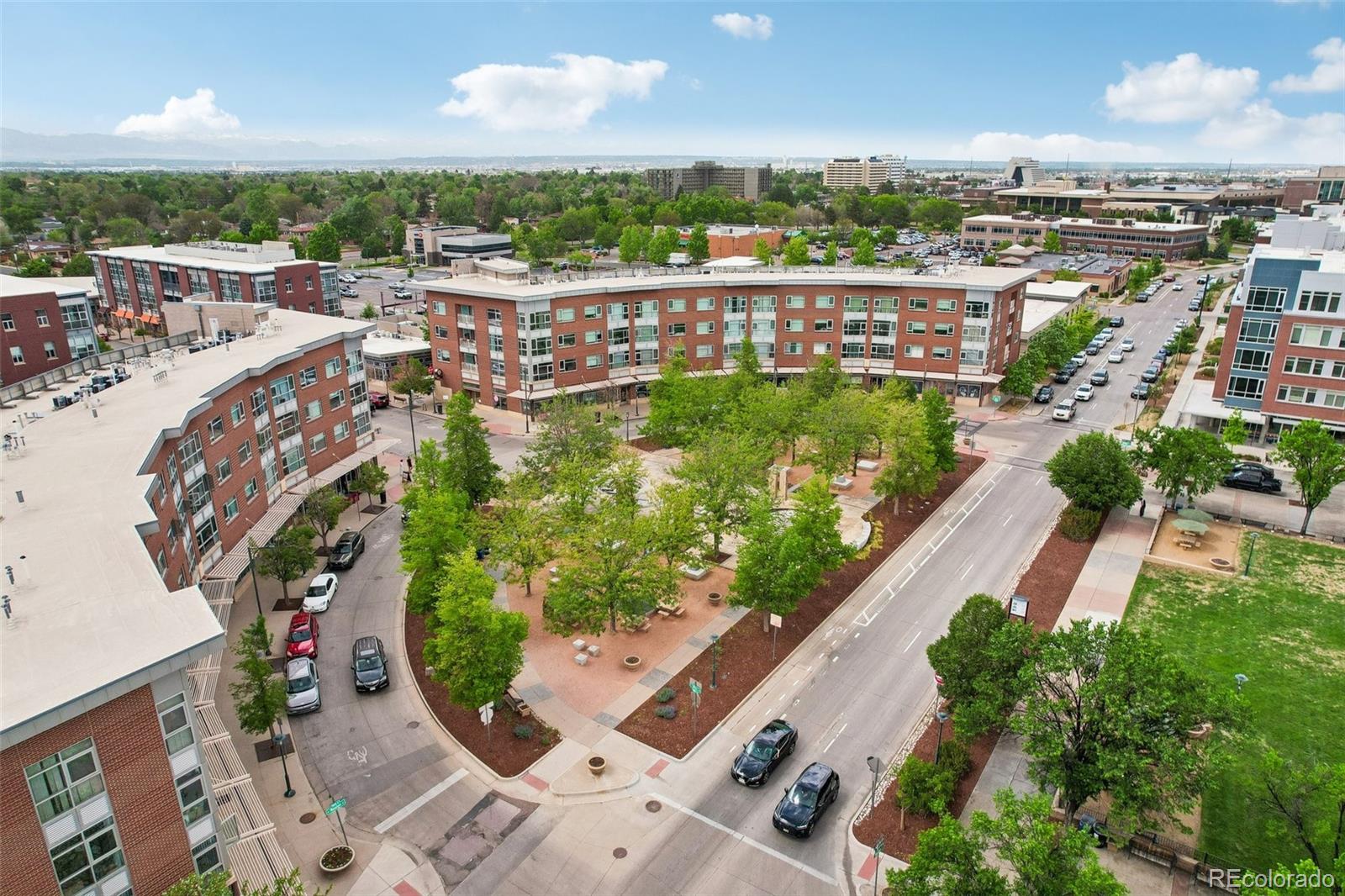 MLS Image #40 for 2958  syracuse street,denver, Colorado