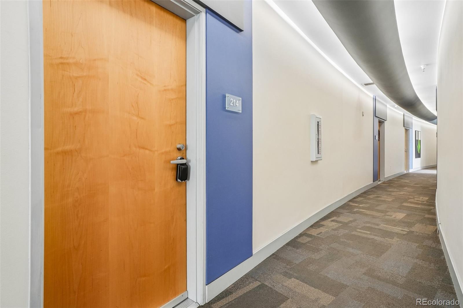 MLS Image #5 for 2958  syracuse street,denver, Colorado