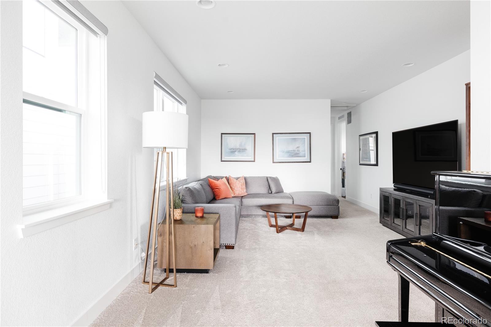 MLS Image #11 for 6010 n perth street,aurora, Colorado