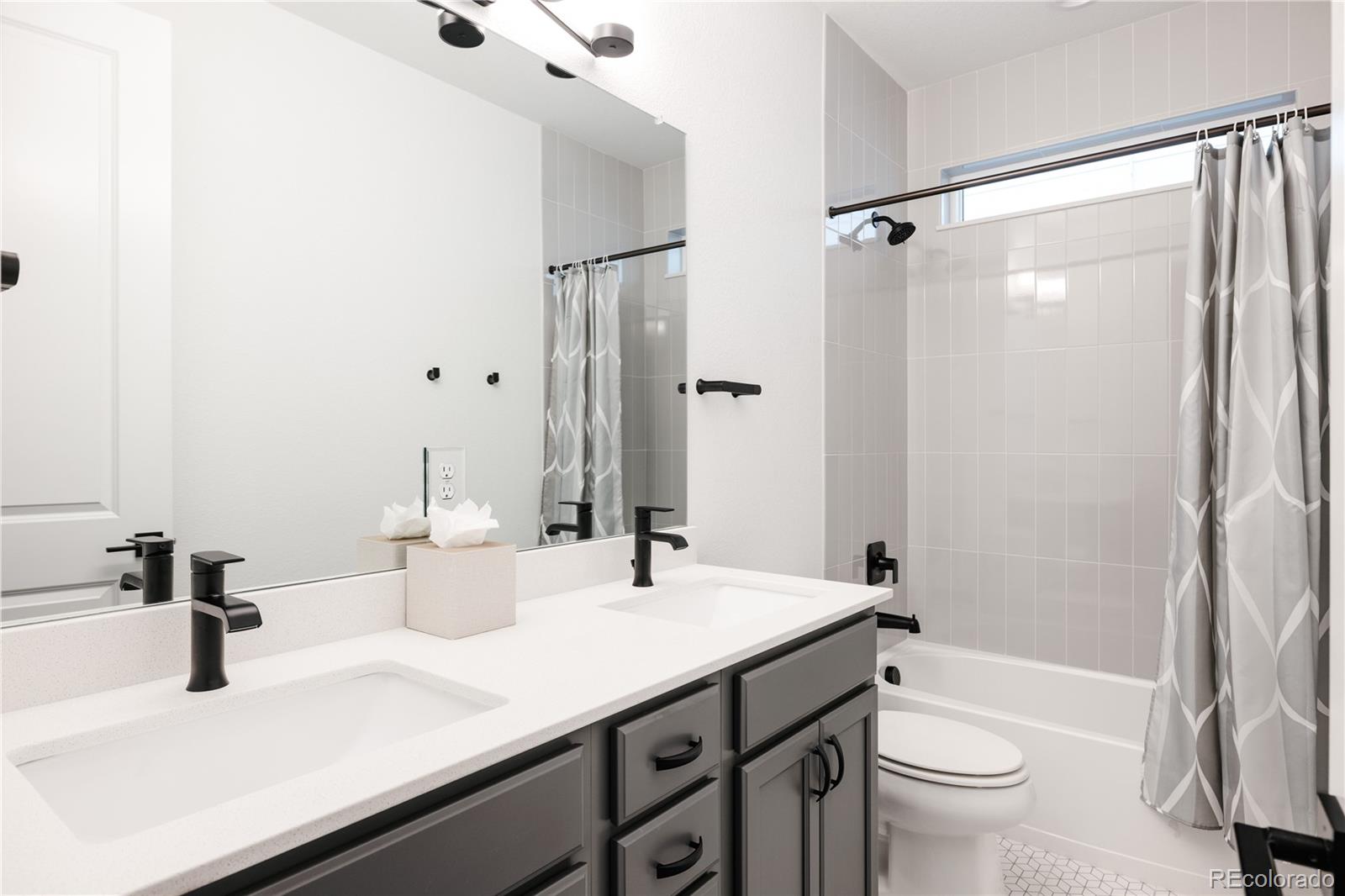 MLS Image #24 for 6010 n perth street,aurora, Colorado