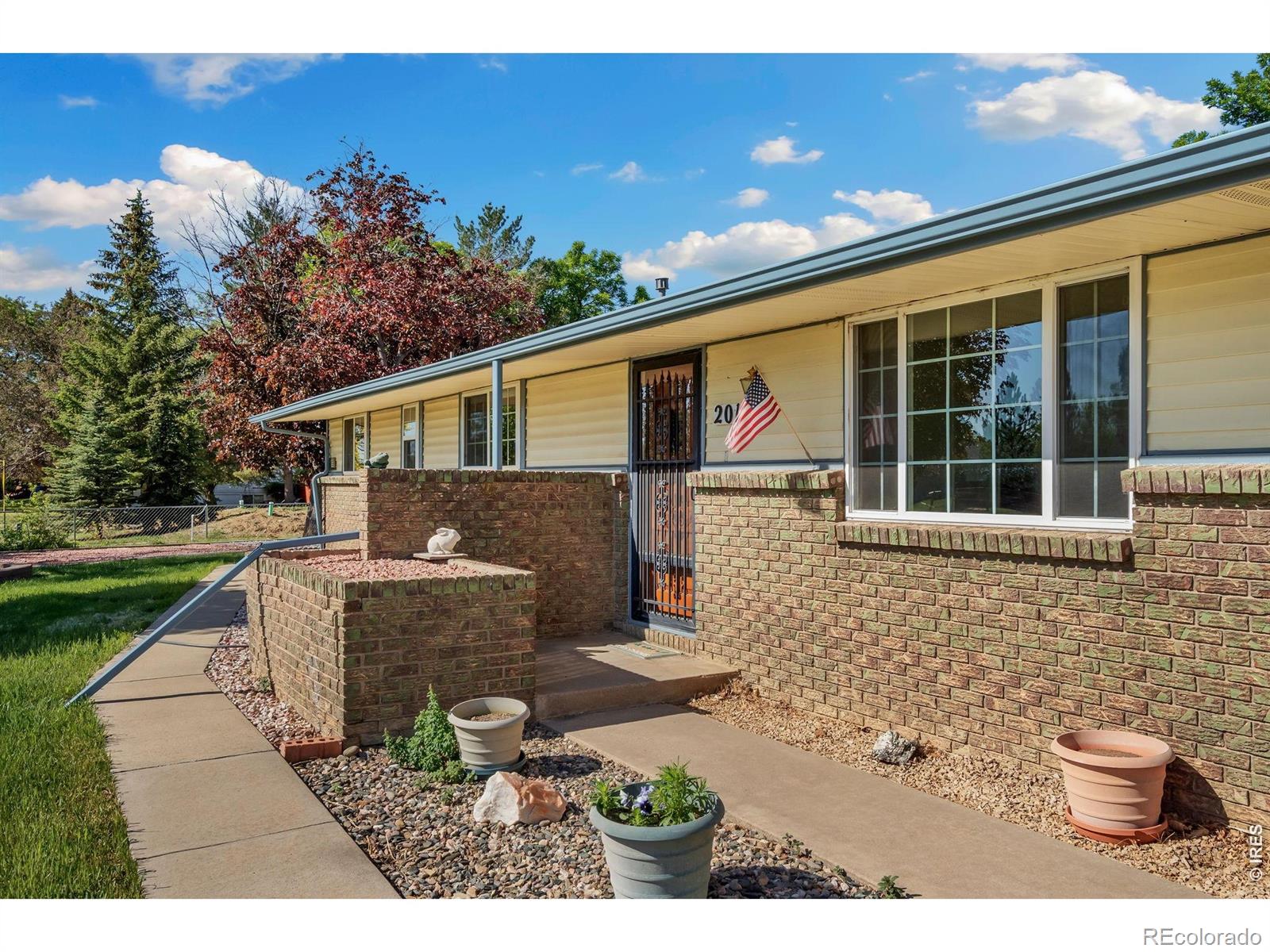 MLS Image #4 for 201  namaqua road,loveland, Colorado