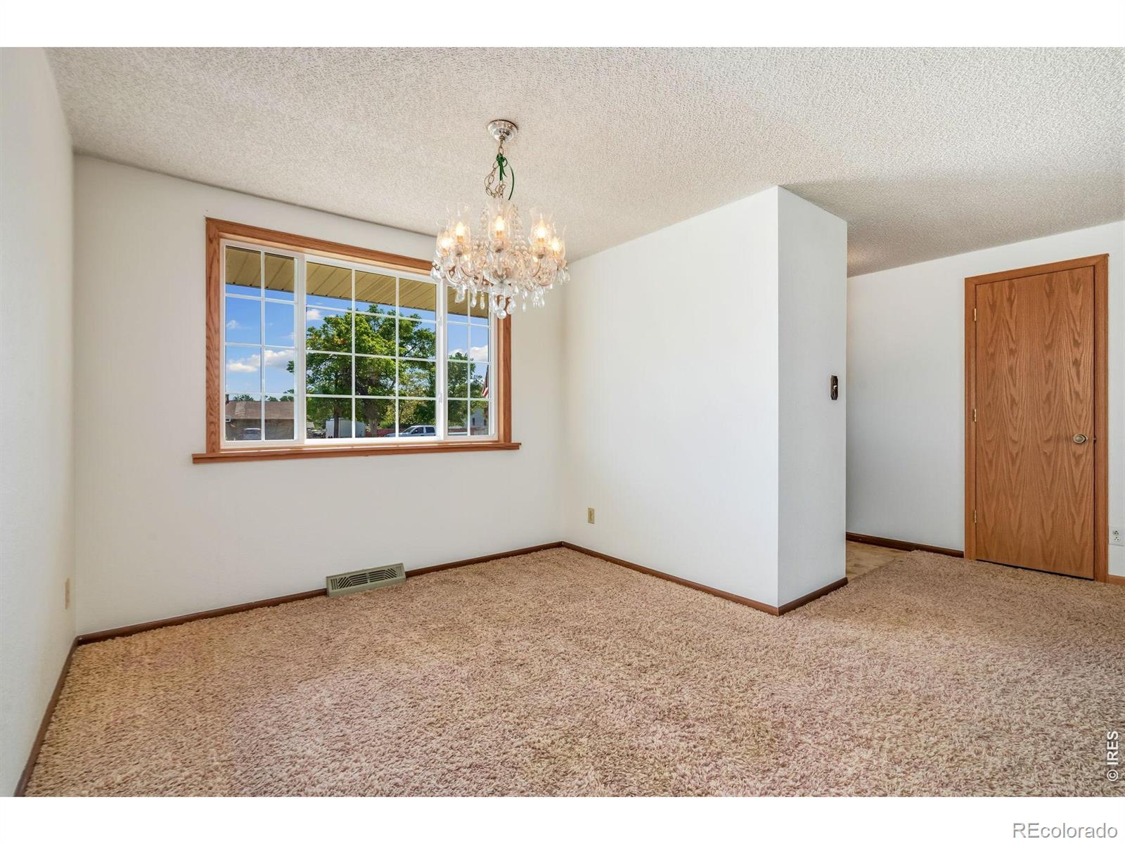 MLS Image #7 for 201  namaqua road,loveland, Colorado