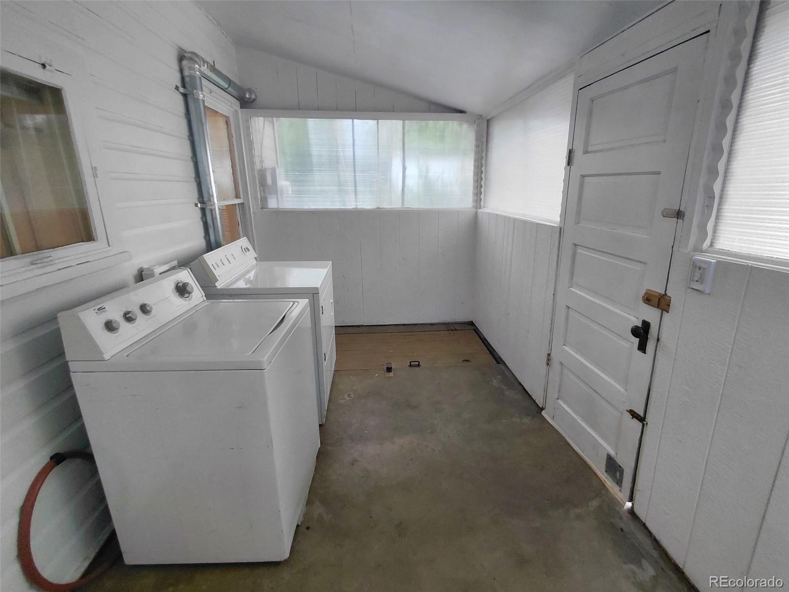 MLS Image #9 for 1917 s fox street,denver, Colorado