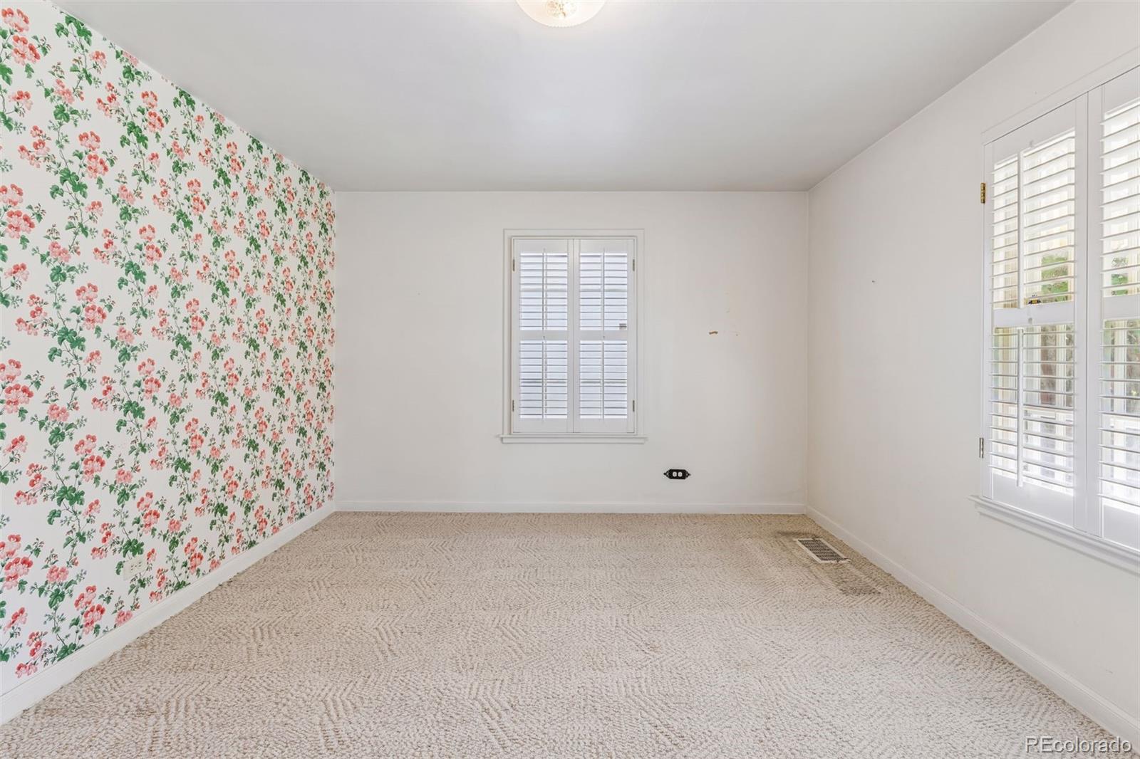 MLS Image #11 for 2345 s monroe street,denver, Colorado