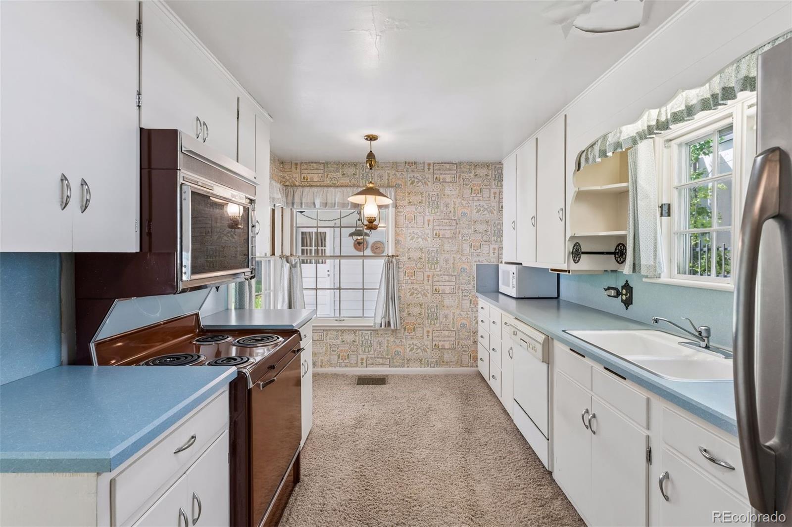 MLS Image #8 for 2345 s monroe street,denver, Colorado