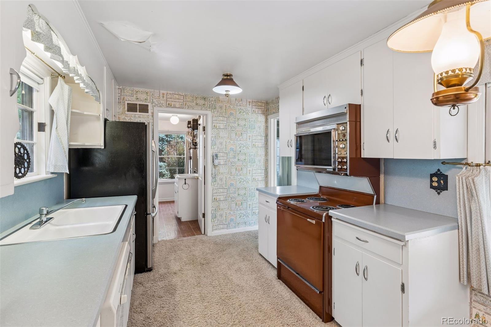 MLS Image #9 for 2345 s monroe street,denver, Colorado