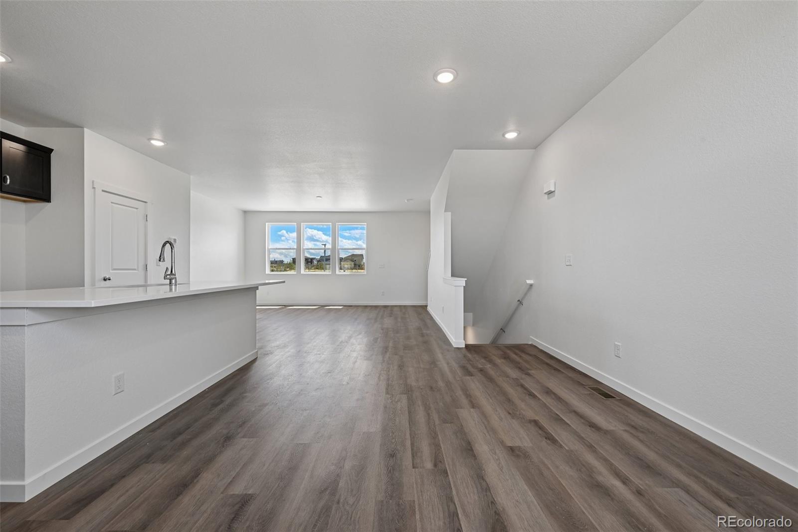 MLS Image #12 for 24171 e 54th place,aurora, Colorado