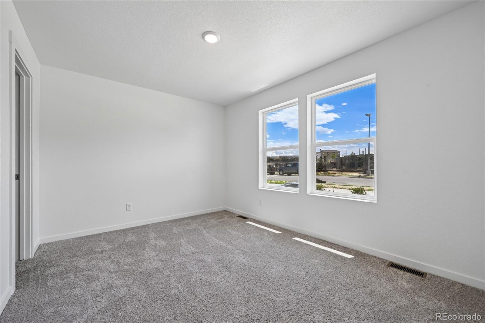 MLS Image #7 for 24171 e 54th place,aurora, Colorado
