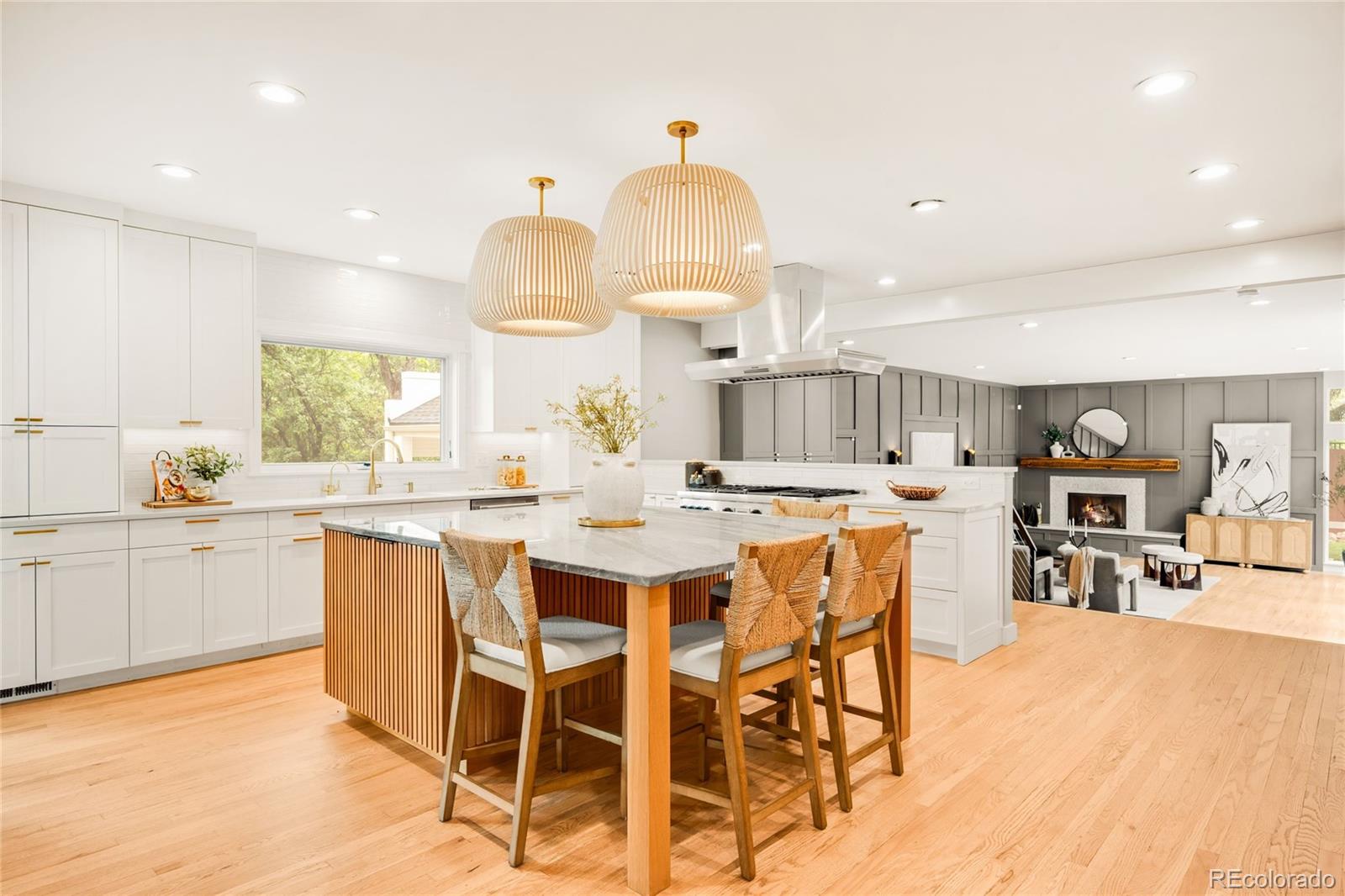 MLS Image #14 for 3045  ohm way,denver, Colorado