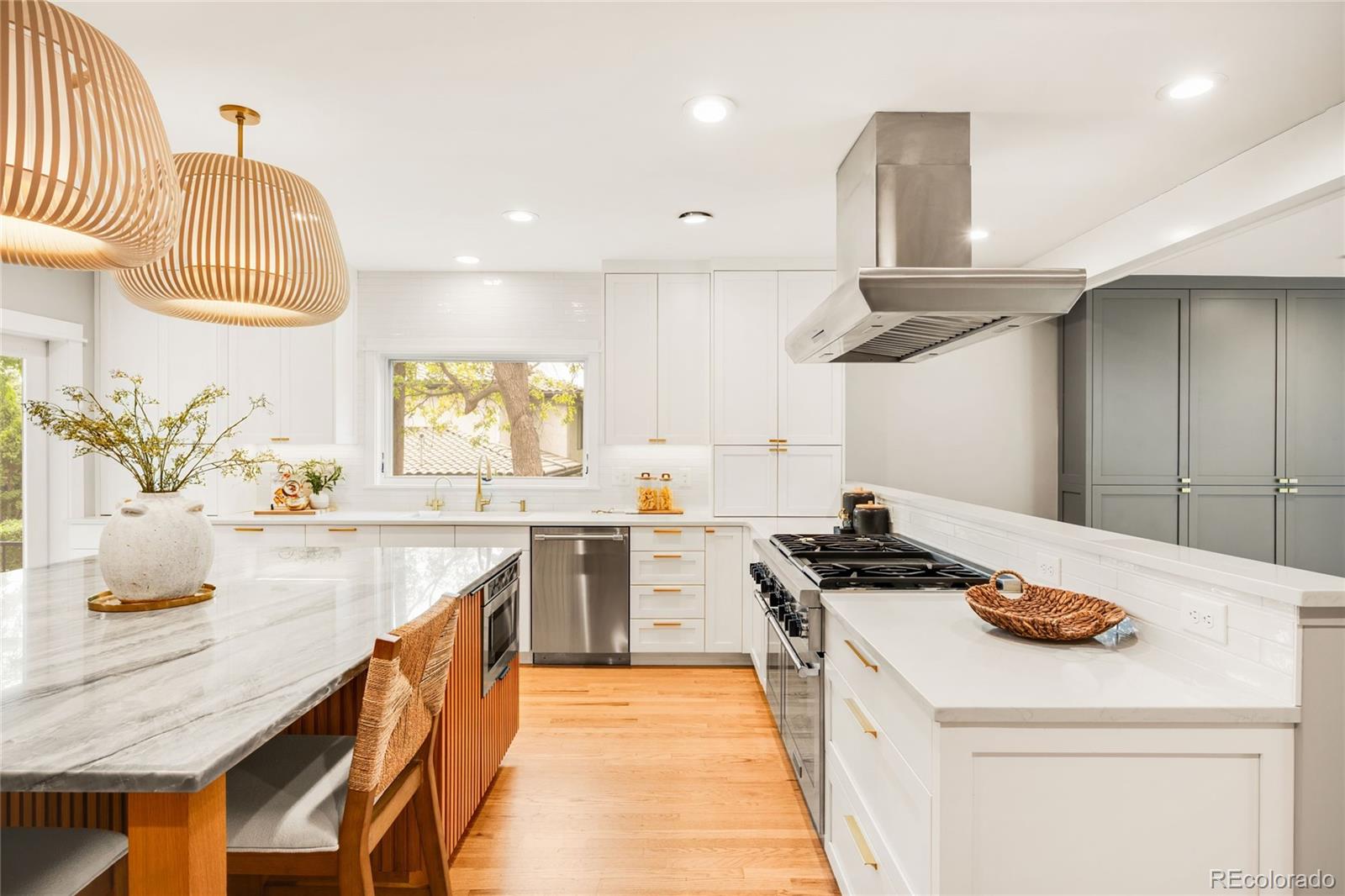 MLS Image #15 for 3045  ohm way,denver, Colorado