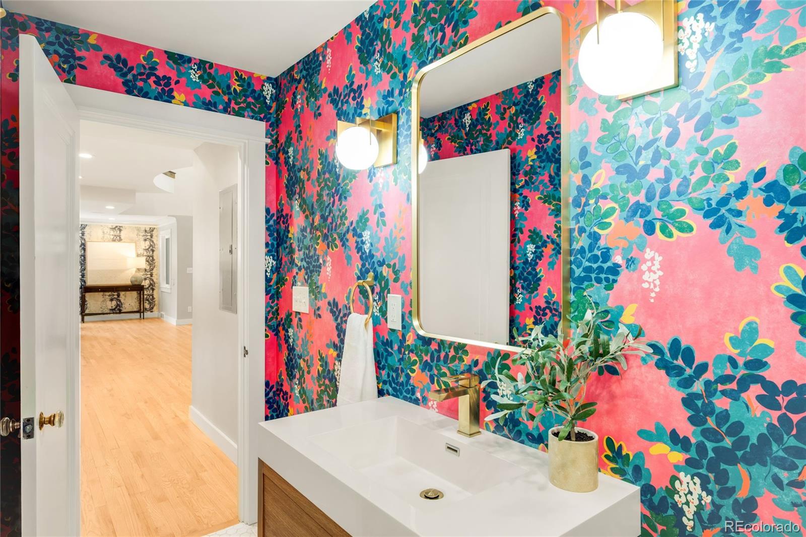 MLS Image #26 for 3045  ohm way,denver, Colorado
