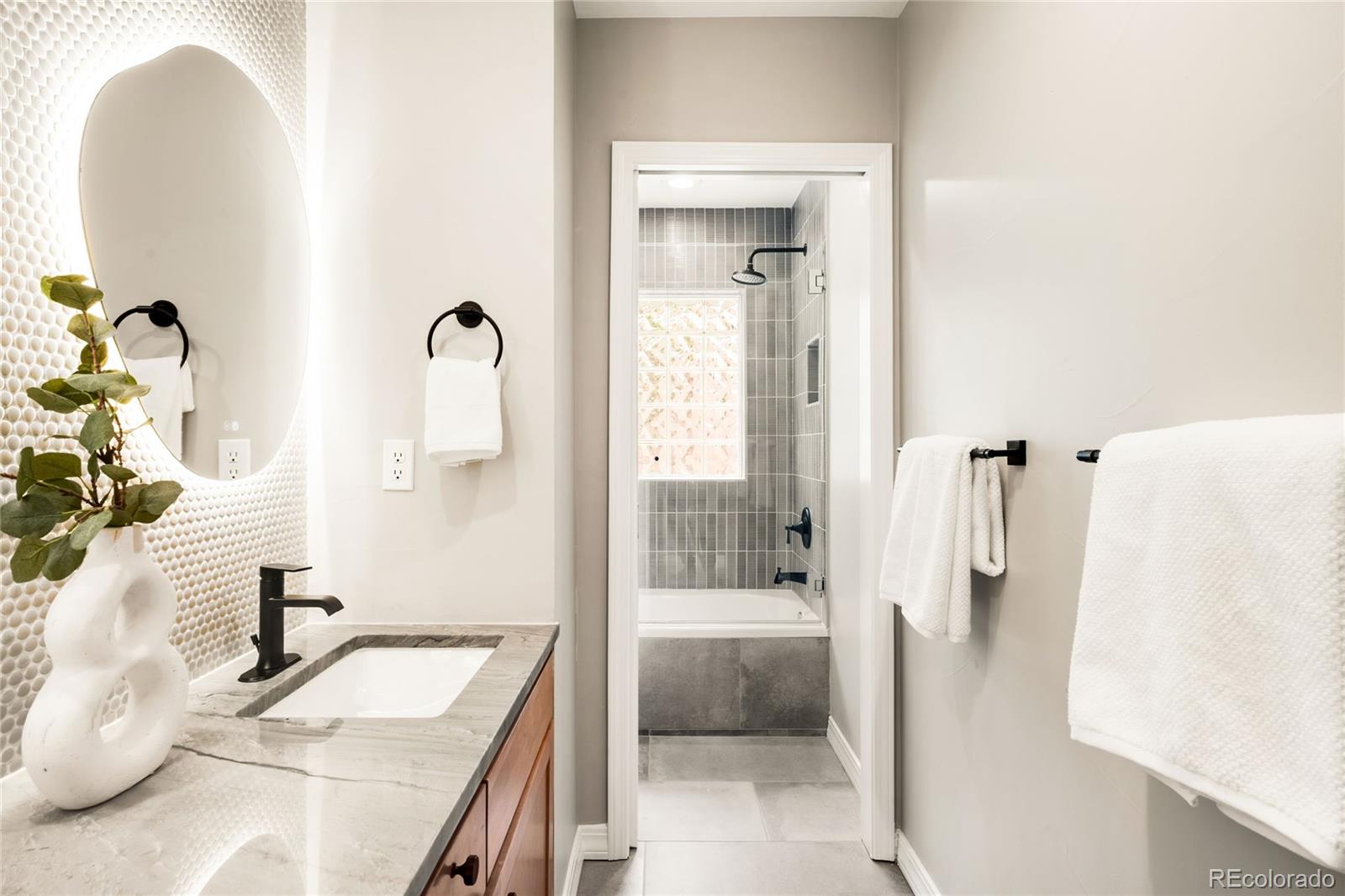 MLS Image #39 for 3045  ohm way,denver, Colorado