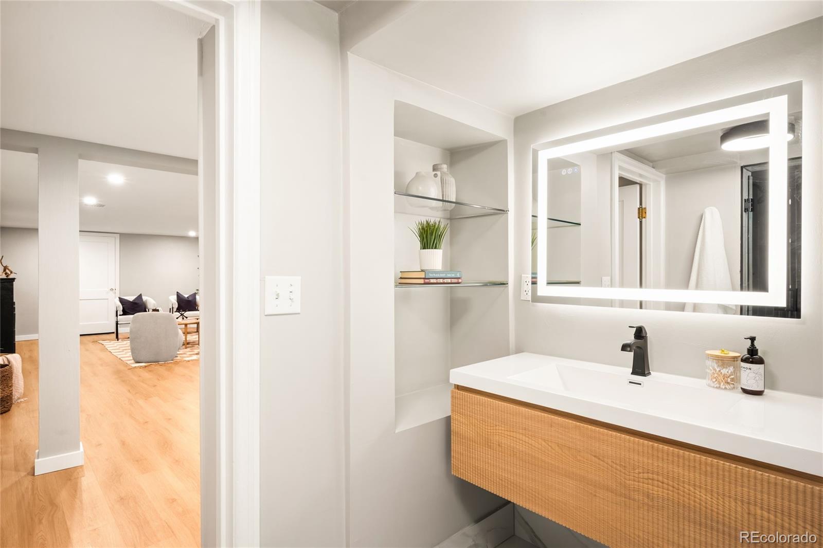MLS Image #46 for 3045  ohm way,denver, Colorado