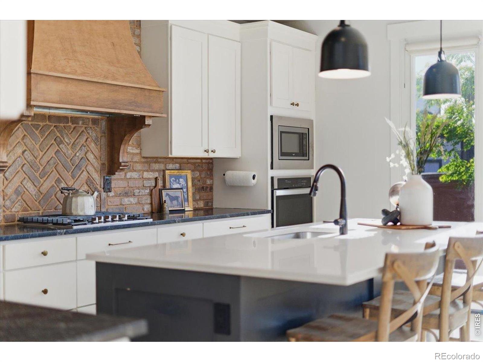 MLS Image #11 for 2092  glean drive,windsor, Colorado