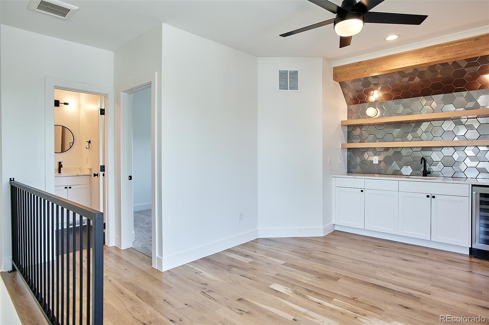 MLS Image #24 for 521 n fox ,denver, Colorado