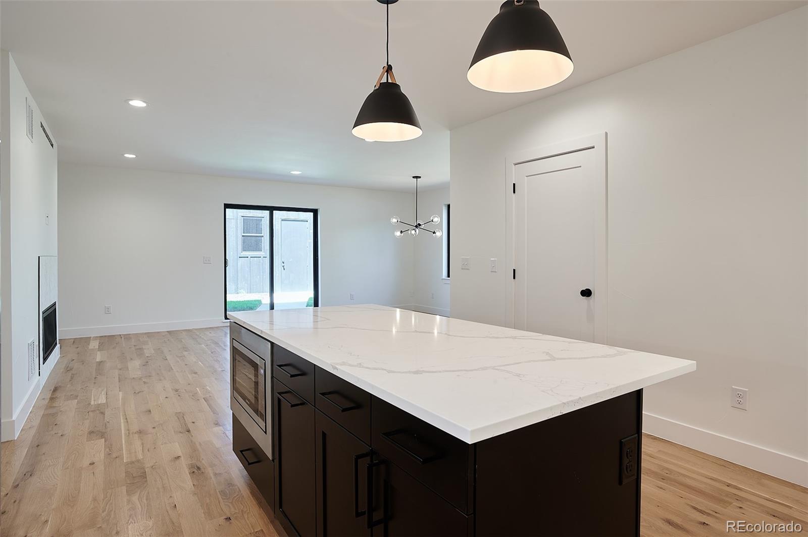 MLS Image #9 for 521 n fox ,denver, Colorado