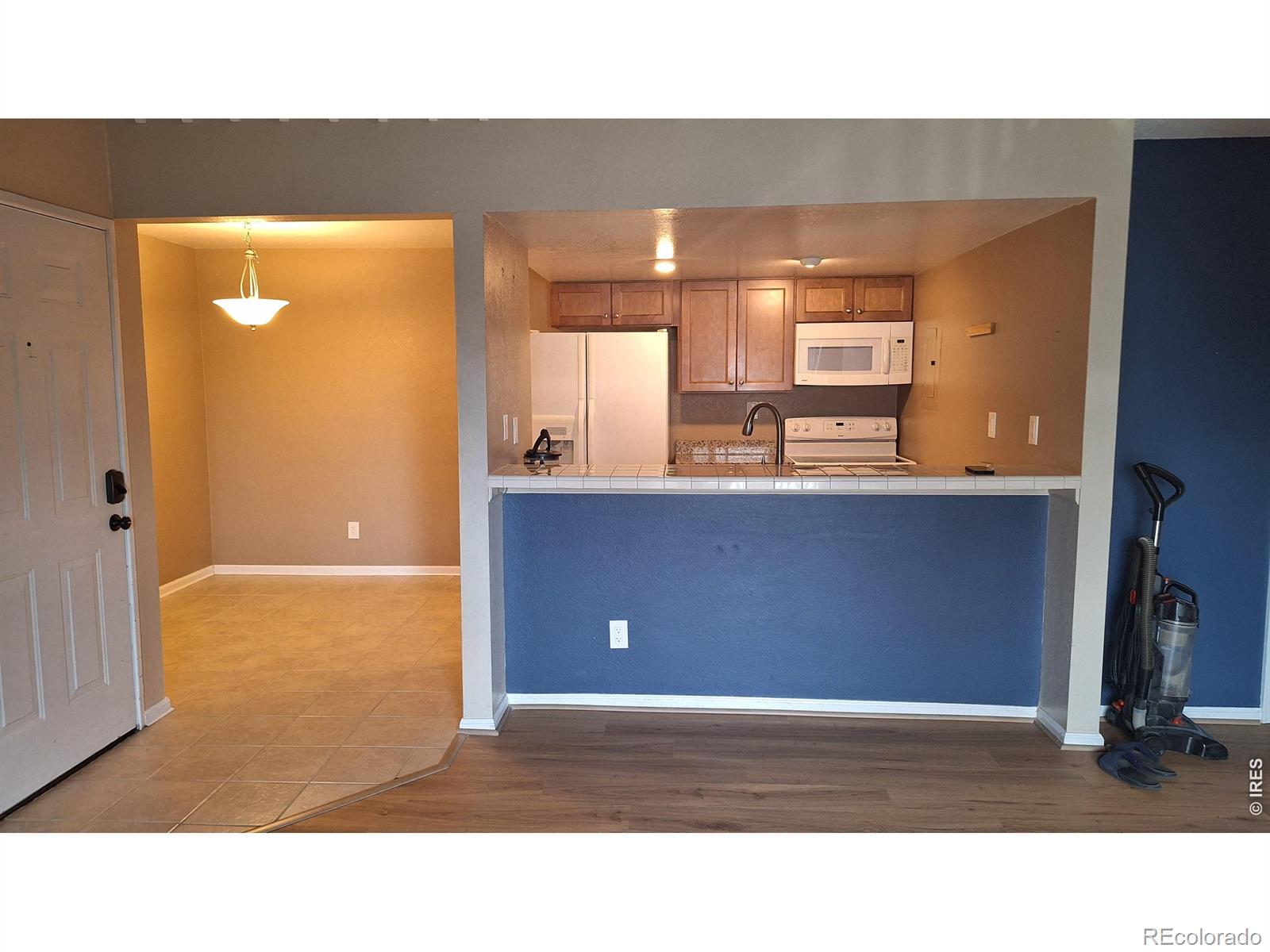 MLS Image #8 for 6380  oak street 305,arvada, Colorado