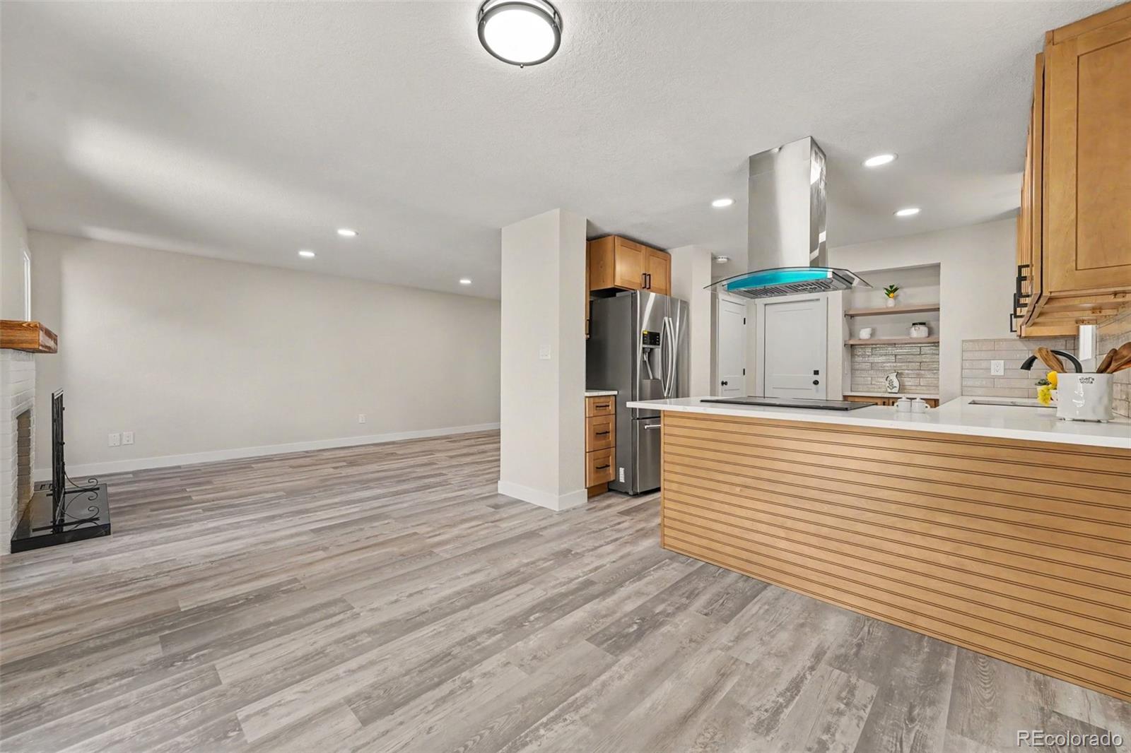 MLS Image #3 for 2740 s kenton court,aurora, Colorado