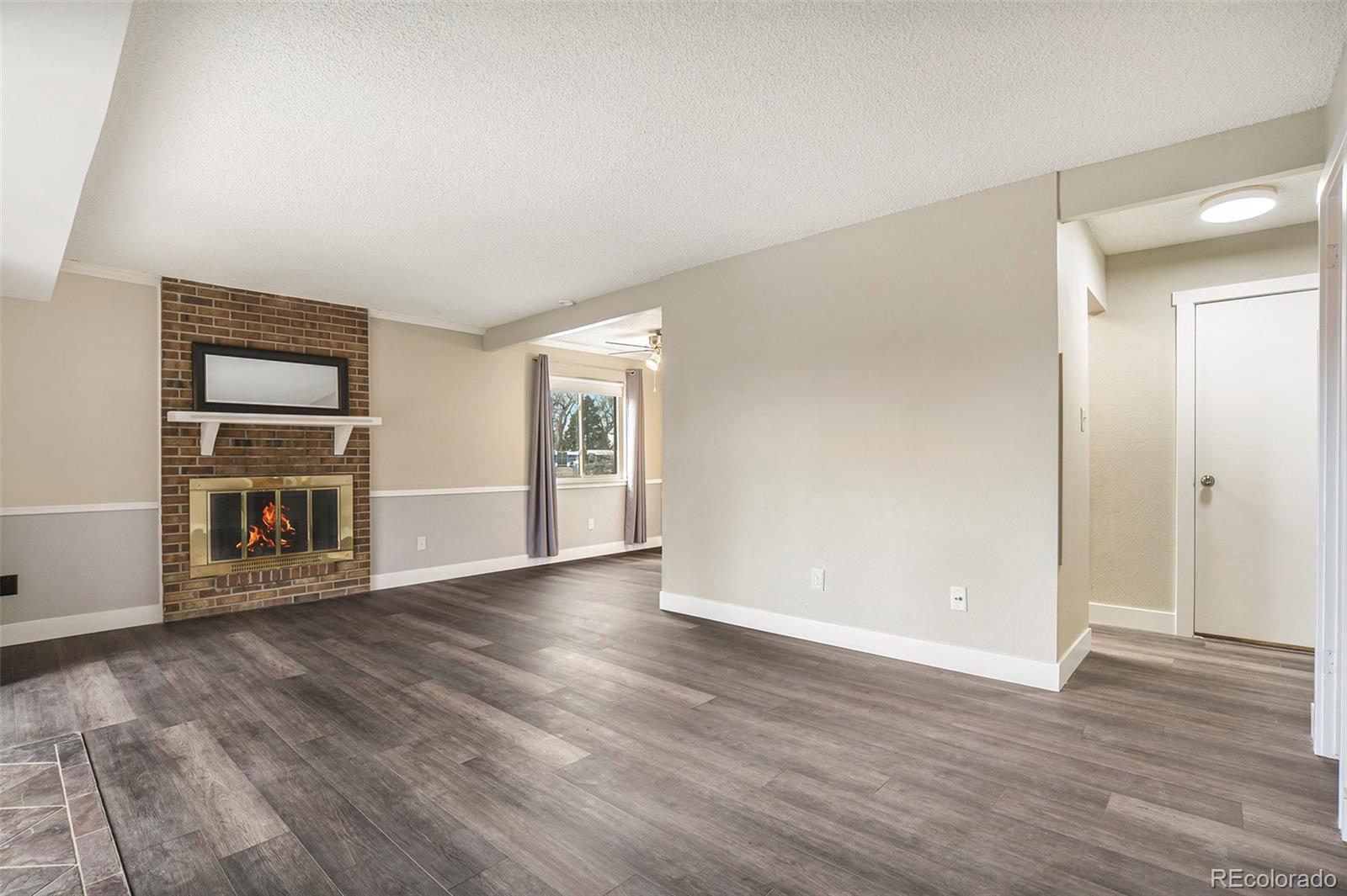 MLS Image #2 for 7995 e mississippi avenue,denver, Colorado