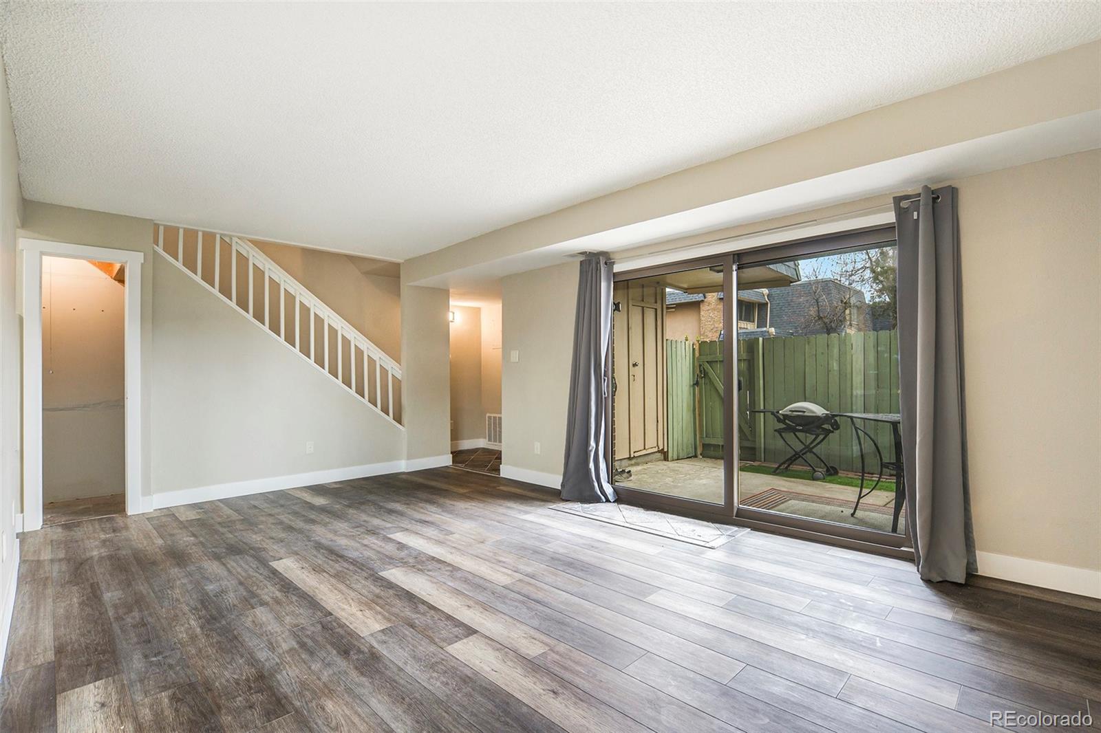 MLS Image #4 for 7995 e mississippi avenue,denver, Colorado