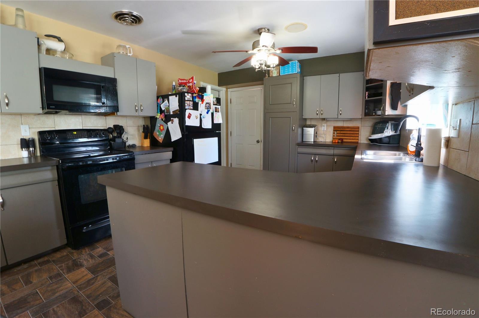 MLS Image #14 for 151  18th street,burlington, Colorado