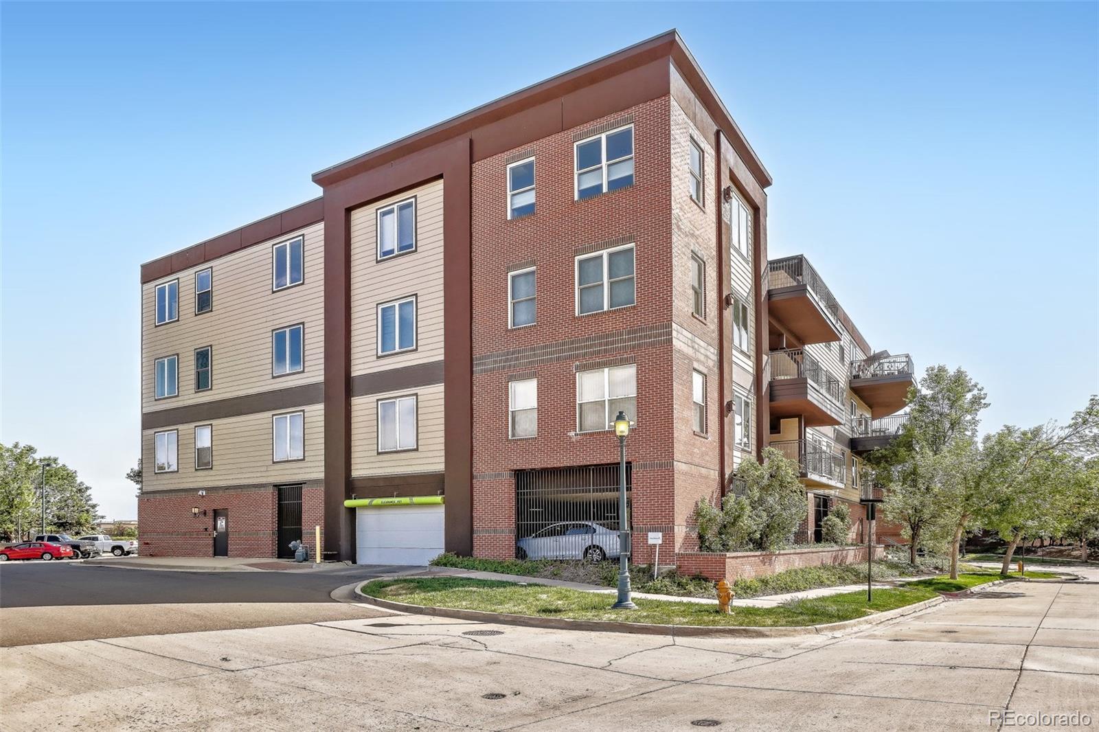 MLS Image #1 for 15475  andrews drive,denver, Colorado