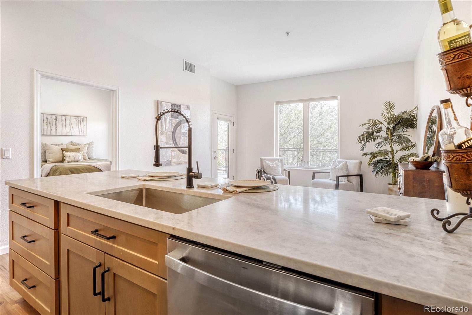 MLS Image #11 for 15475  andrews drive,denver, Colorado
