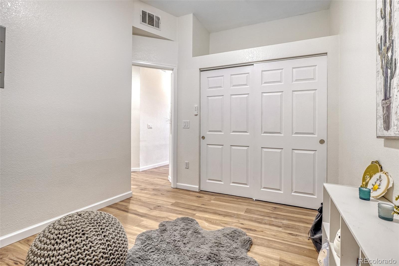 MLS Image #13 for 15475  andrews drive,denver, Colorado