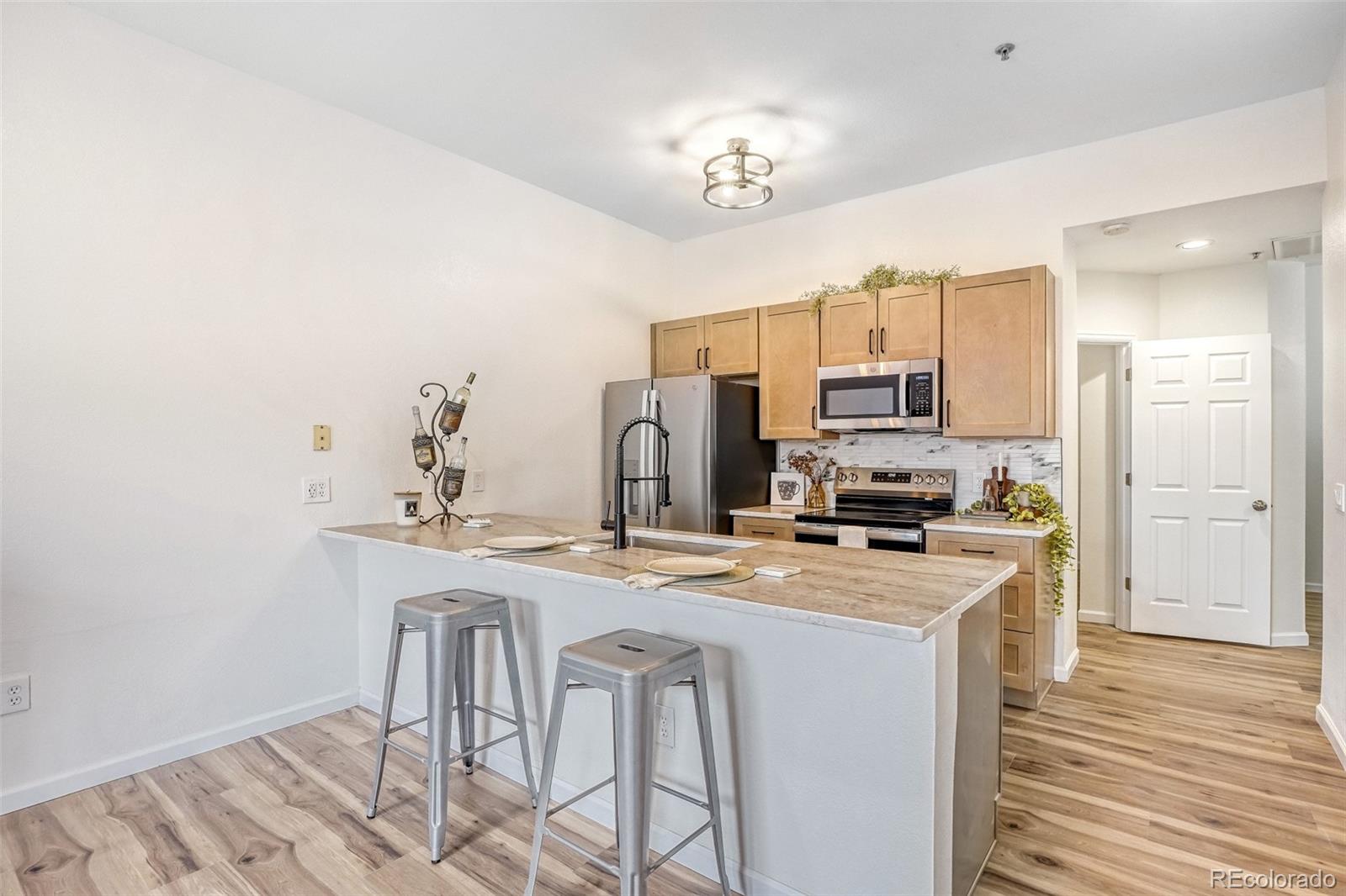 MLS Image #26 for 15475  andrews drive,denver, Colorado