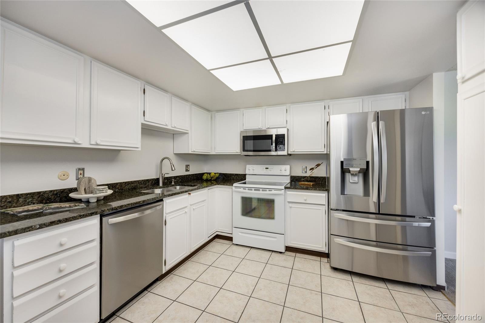 MLS Image #19 for 14050 e linvale place,aurora, Colorado