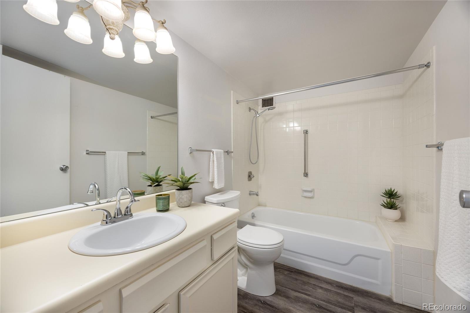 MLS Image #22 for 14050 e linvale place,aurora, Colorado