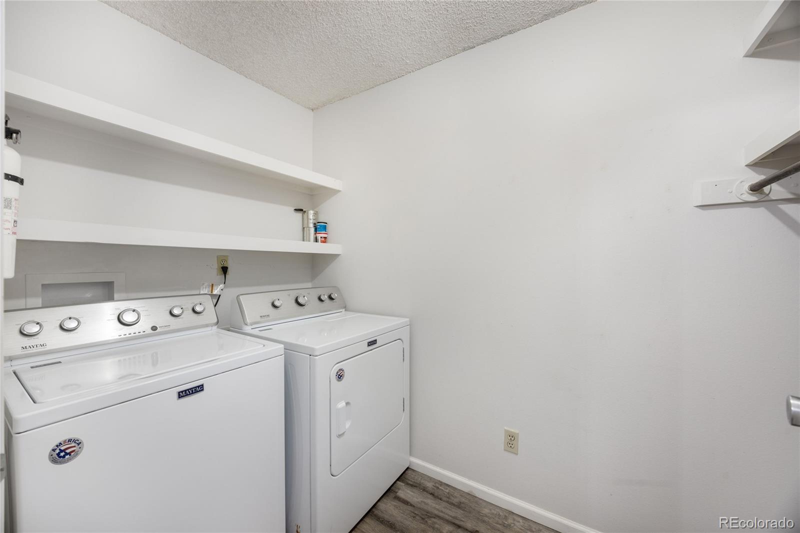 MLS Image #5 for 14050 e linvale place,aurora, Colorado