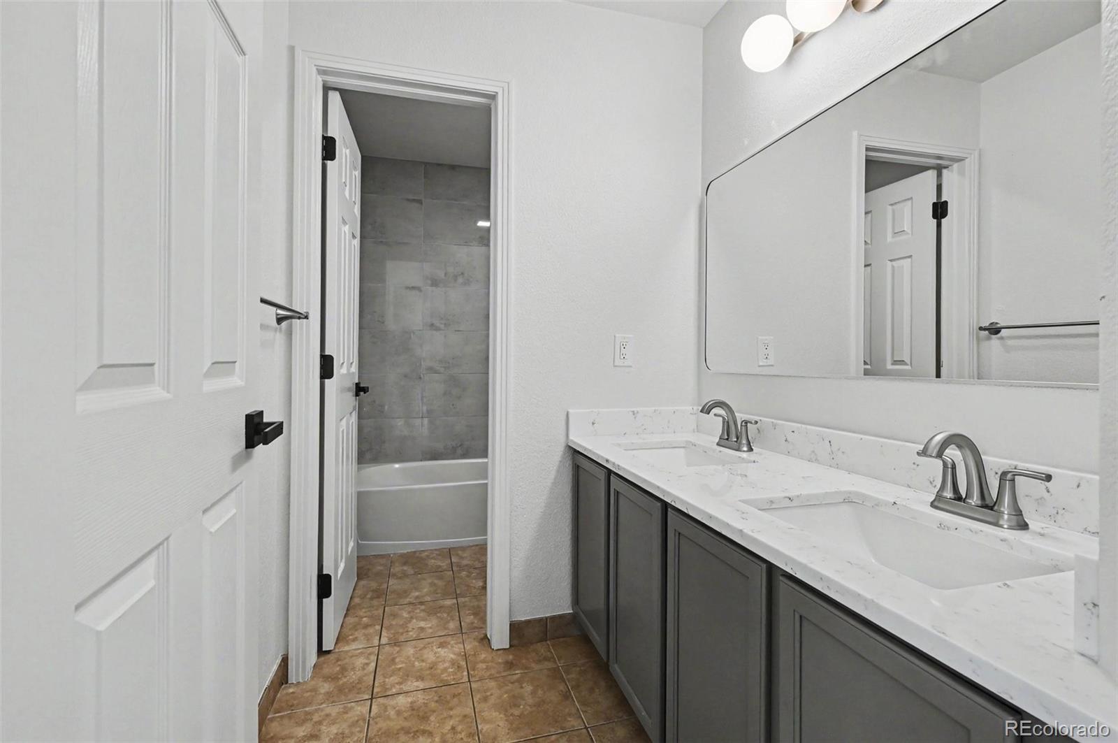 MLS Image #18 for 11874  eudora drive,thornton, Colorado