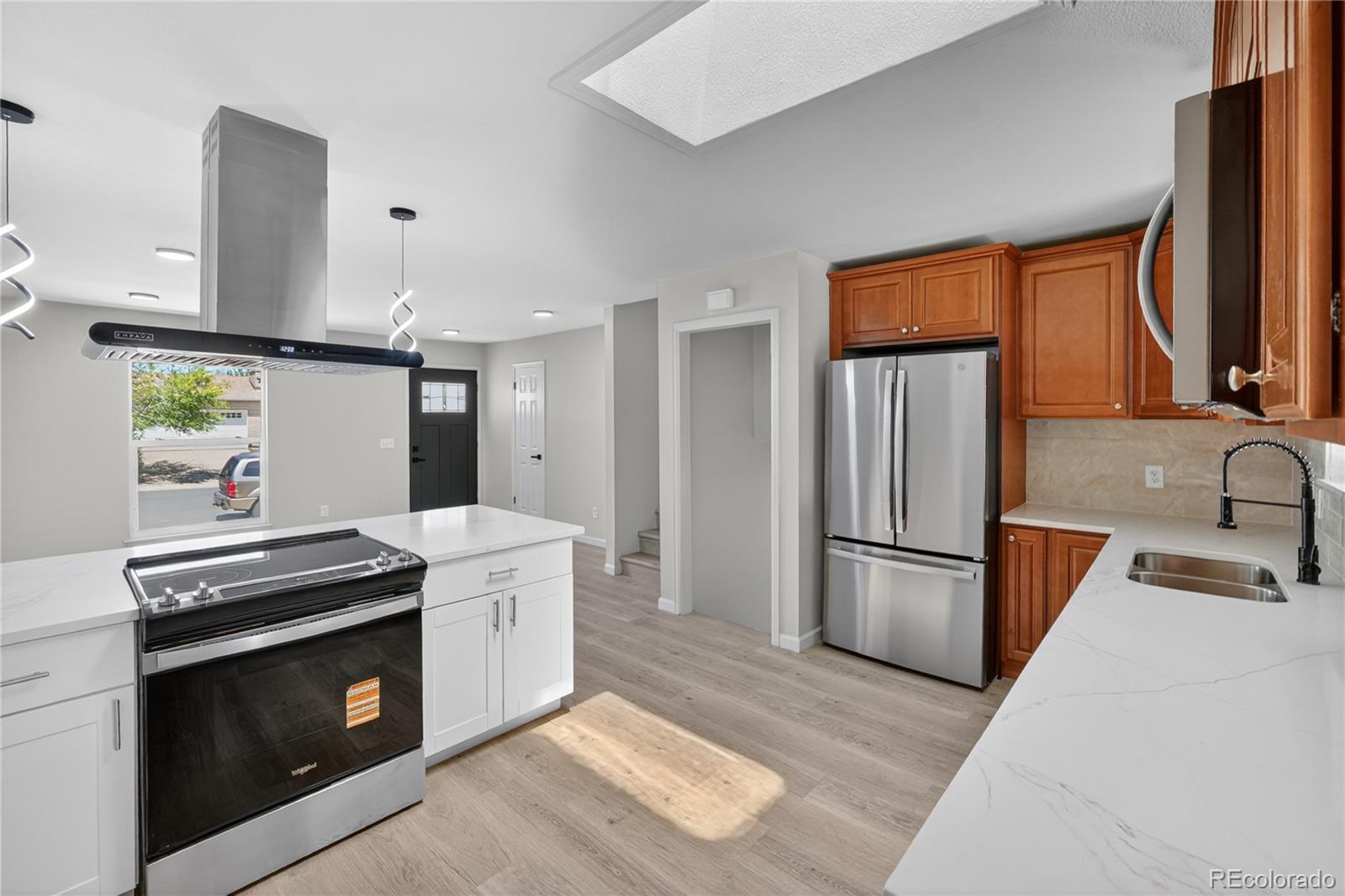 MLS Image #3 for 15340 e iowa place,aurora, Colorado