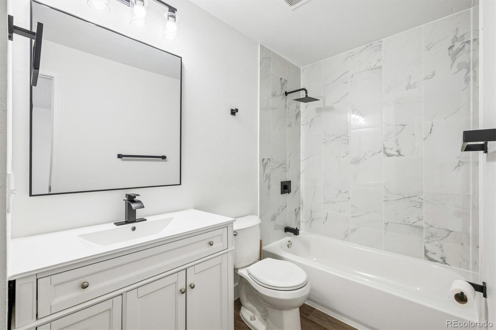 MLS Image #14 for 17213 e stanford avenue,aurora, Colorado