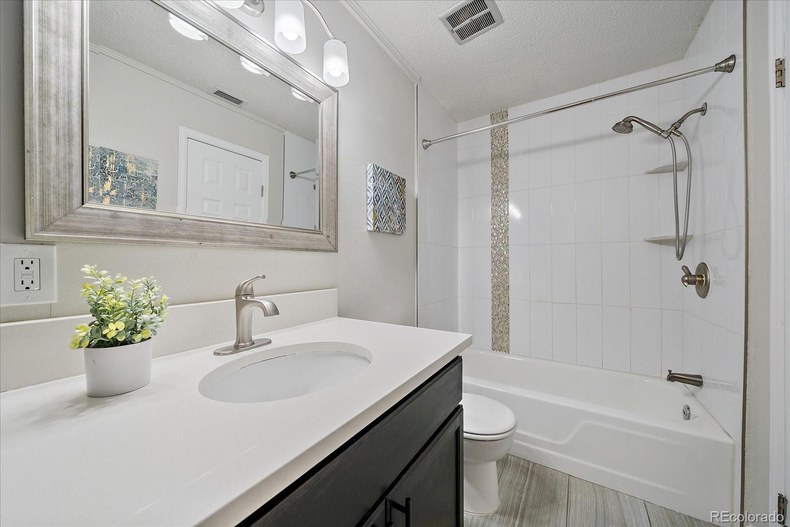 MLS Image #15 for 2365 e geddes avenue i,littleton, Colorado