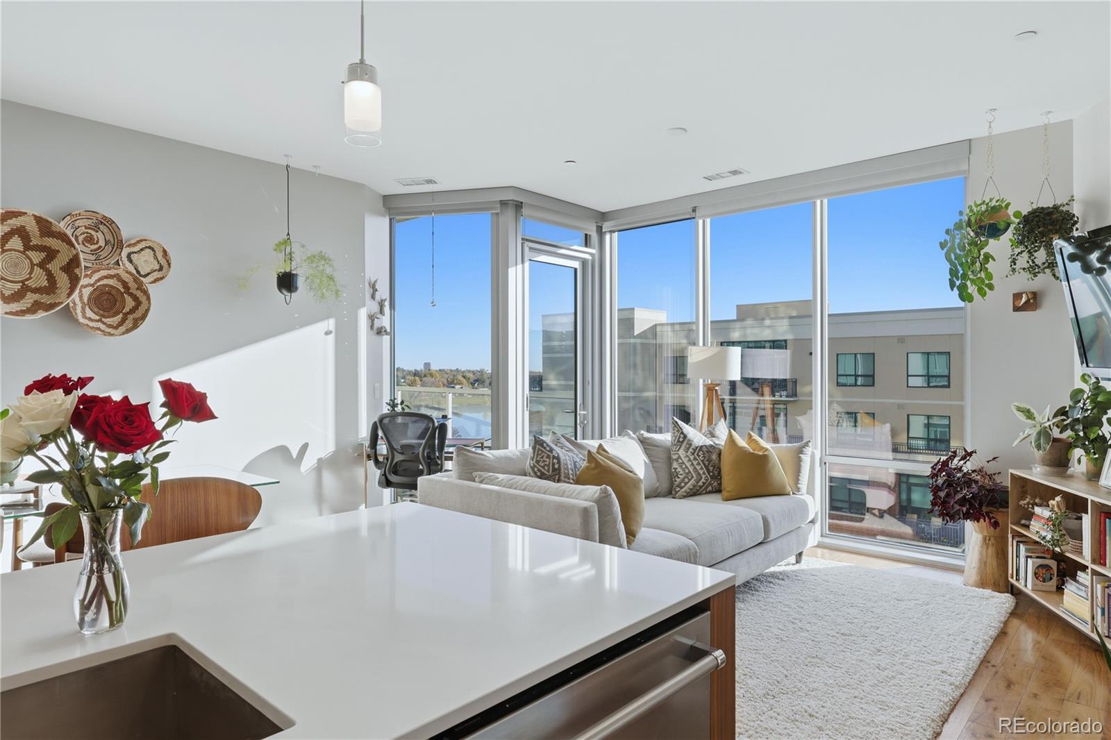 MLS Image #9 for 4200 w 17th avenue 611,denver, Colorado
